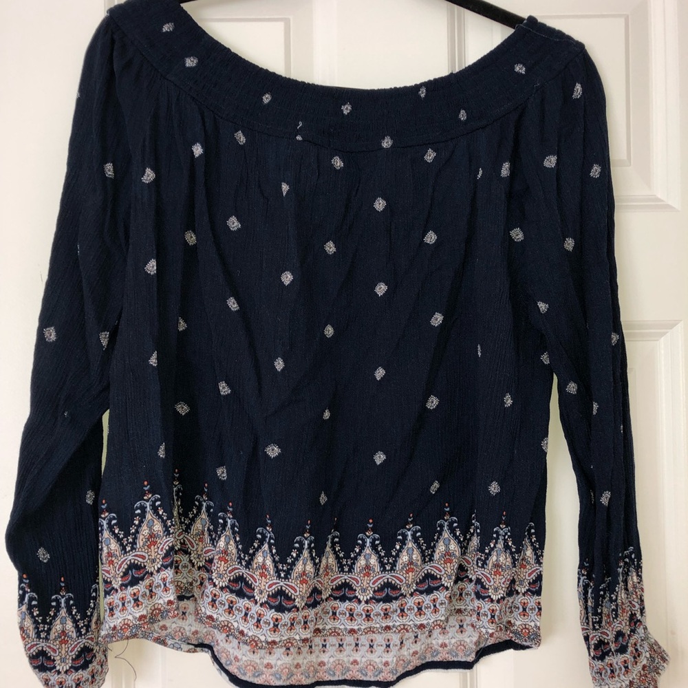 slightly off/on shoulder tribal print top